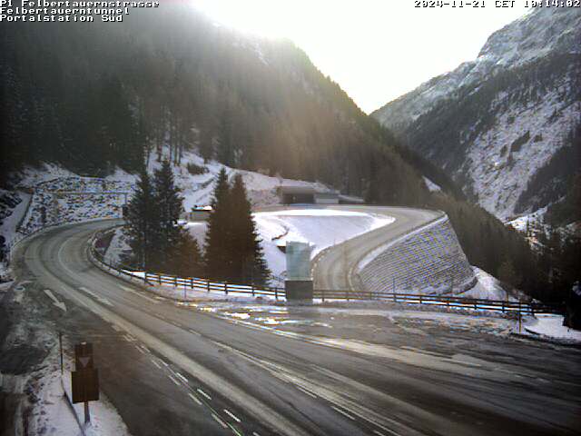 Webcam Felbertauernstraße Südportal Tunnel 1632 m